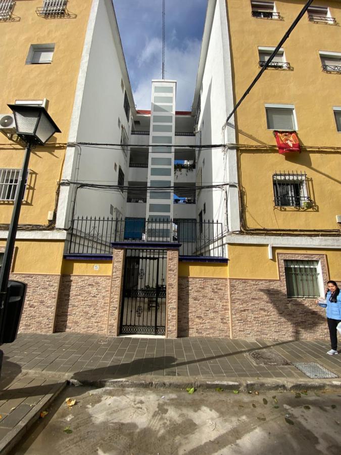 塞维利亚Piso Junto Al Hospital Macarena公寓 外观 照片